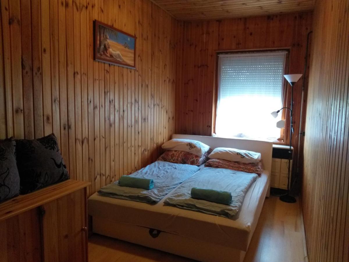 Tavasz Nyaraló Poroszló Exterior foto